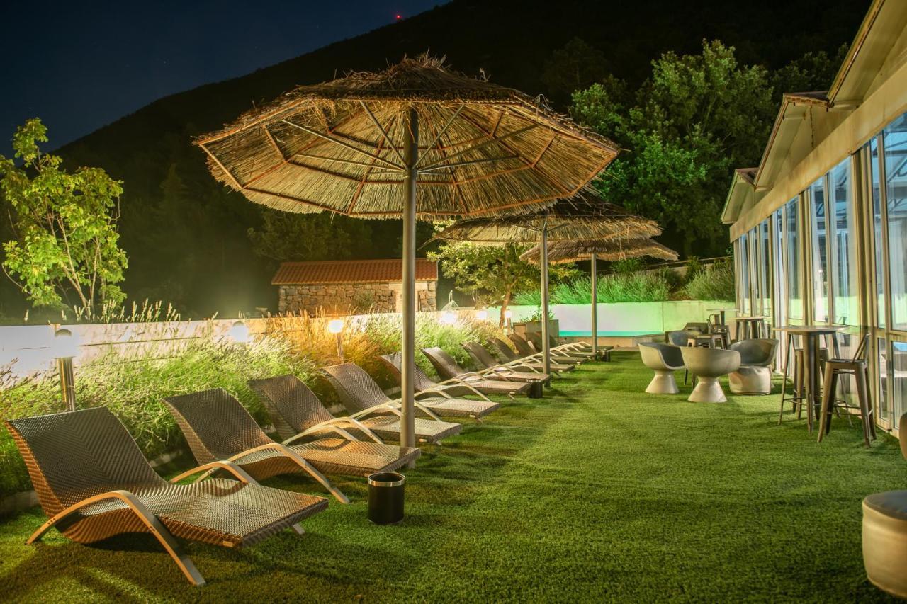 Village Property Trusa Tugare Zewnętrze zdjęcie
