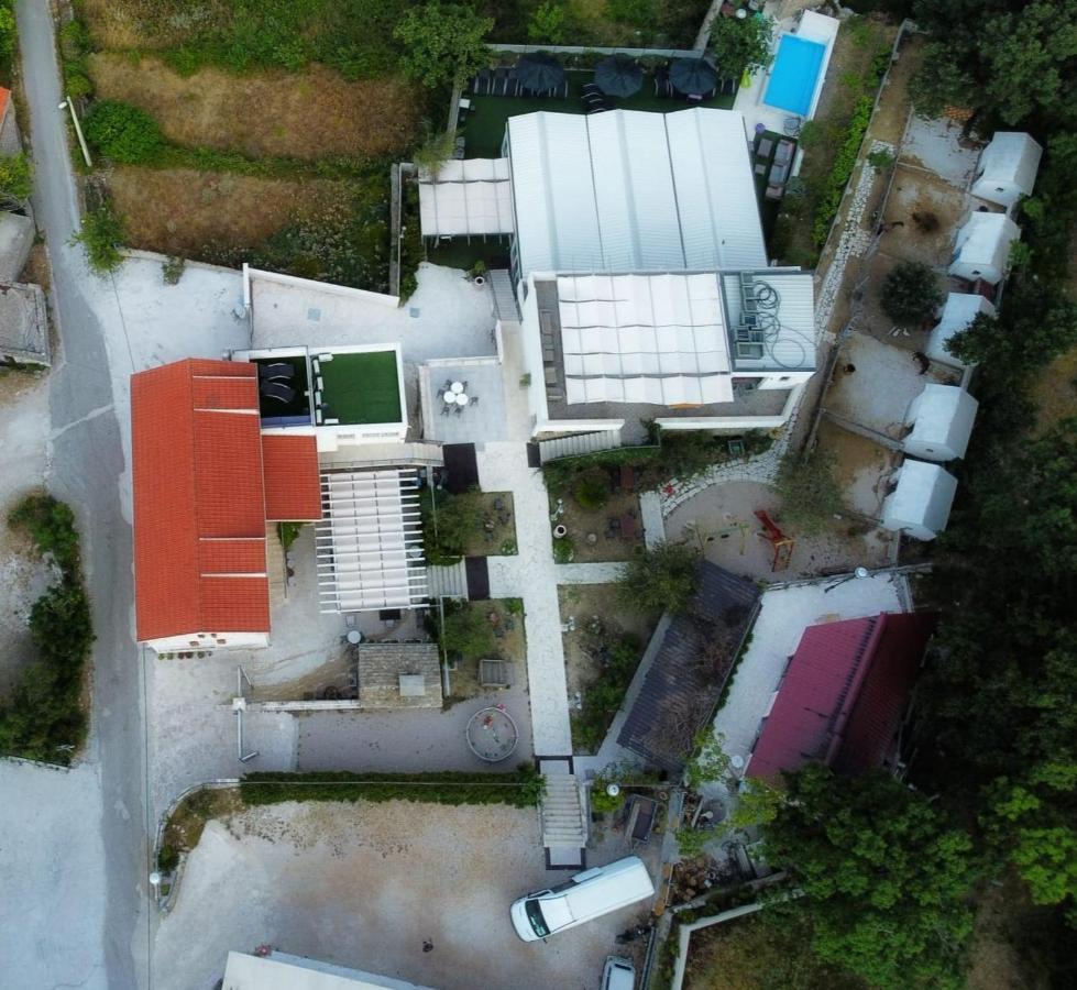 Village Property Trusa Tugare Zewnętrze zdjęcie